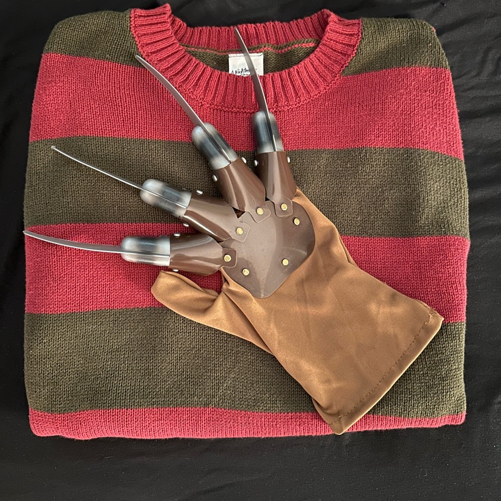Nightmare On Elm Street Cosplay Striped Sweater and Claw